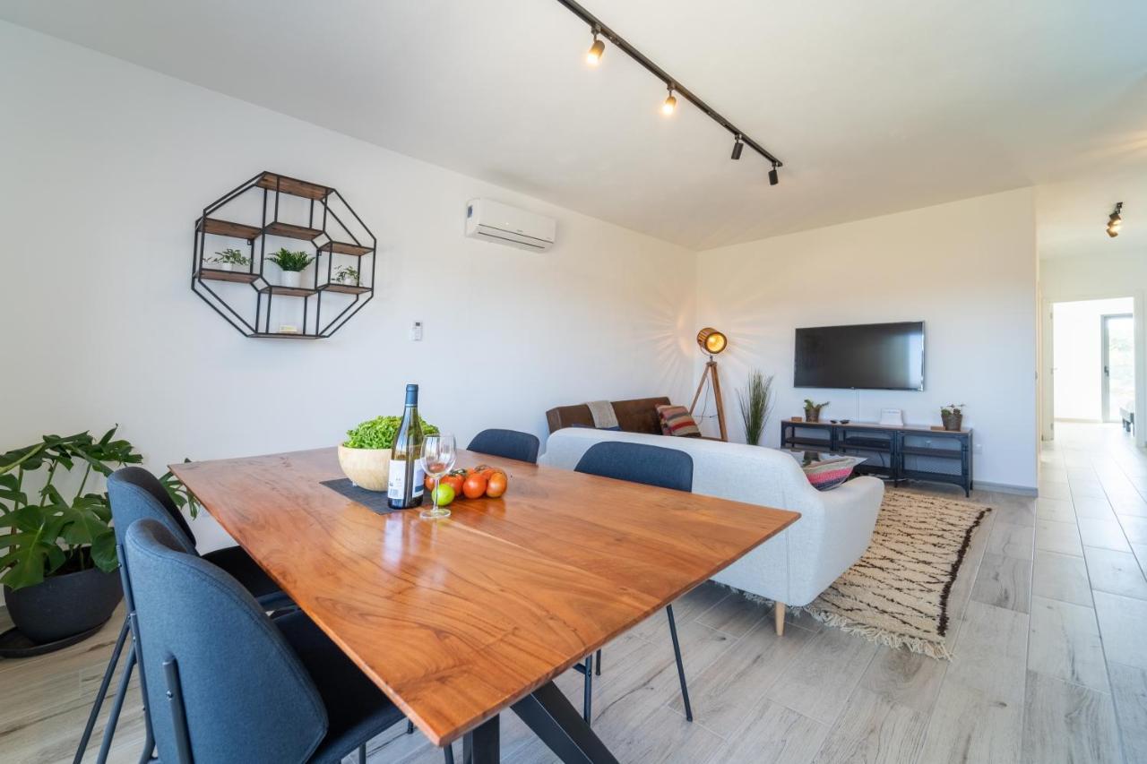 A Gaivota - Walking Distance To Monte Clerigo And Amoreira Beaches Aljezur Exterior photo