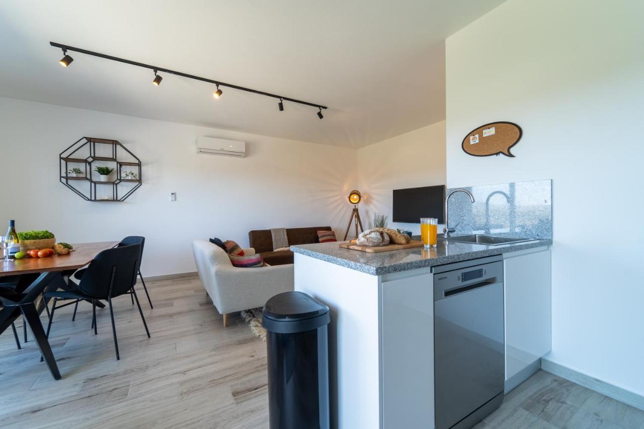 A Gaivota - Walking Distance To Monte Clerigo And Amoreira Beaches Aljezur Exterior photo