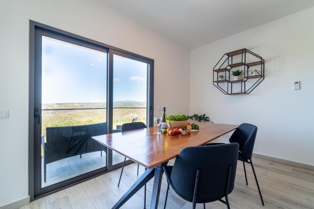 A Gaivota - Walking Distance To Monte Clerigo And Amoreira Beaches Aljezur Exterior photo